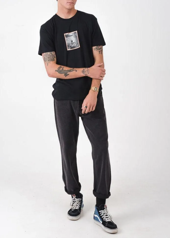 Afends Mens Against All - Standard Fit Tee