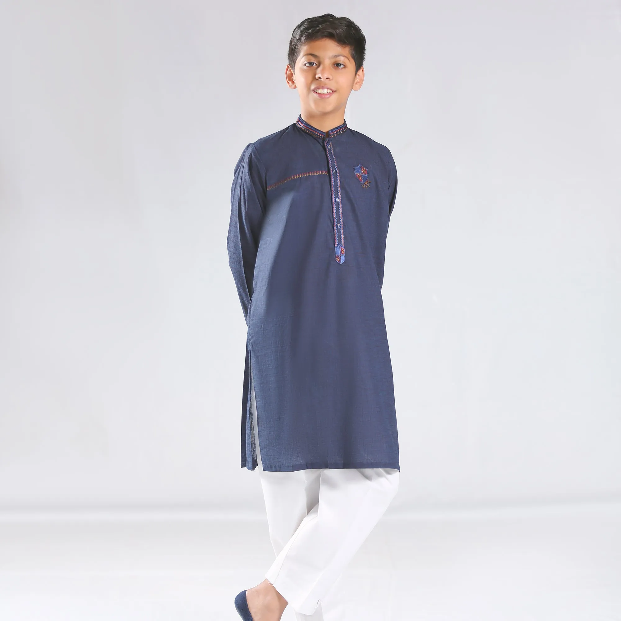 BOYS EMBROIDERED 3PCS SUIT 020
