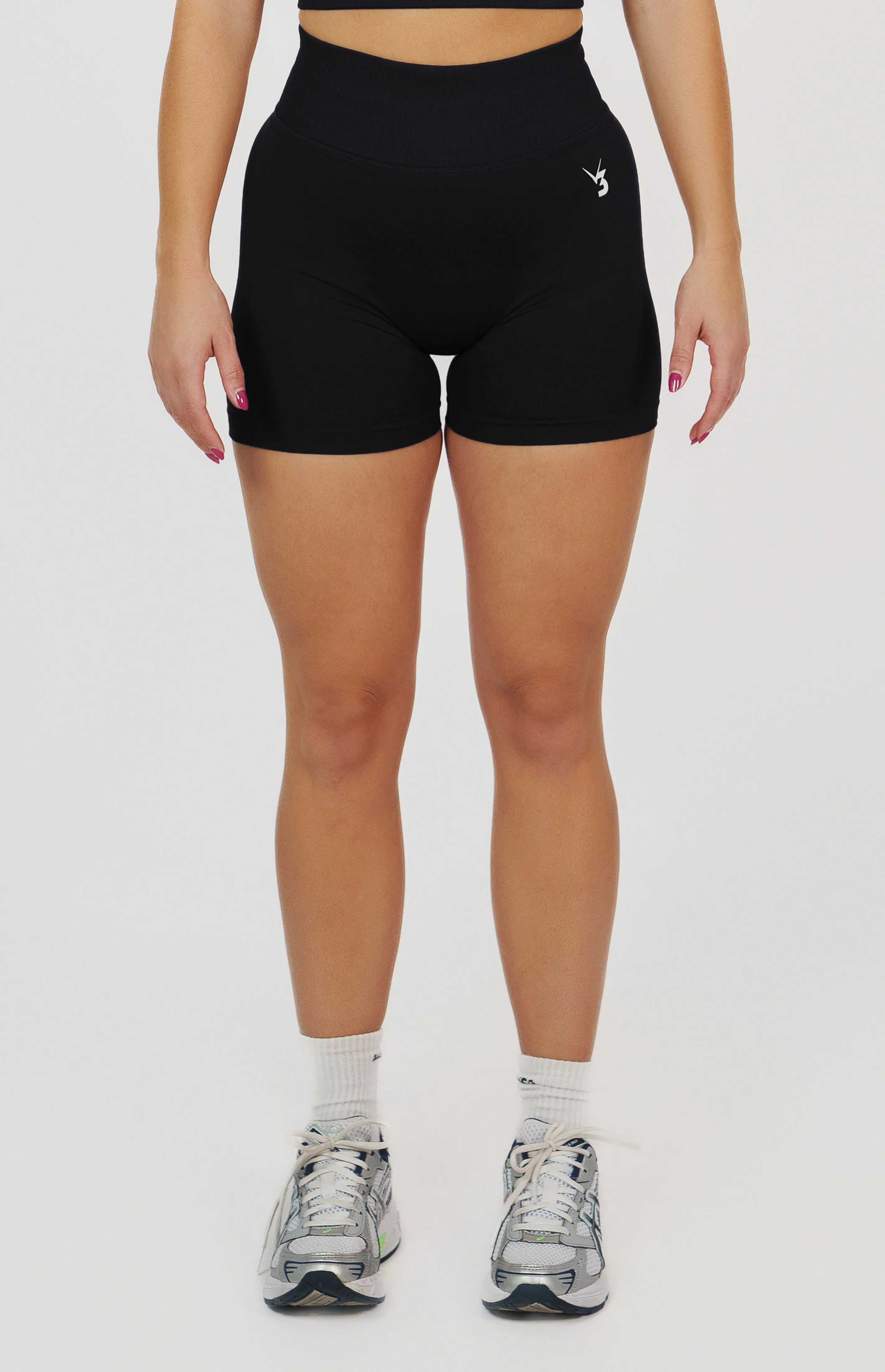 Form Seamless Scrunch Sports Bra, Leggings & Shorts Set - Black