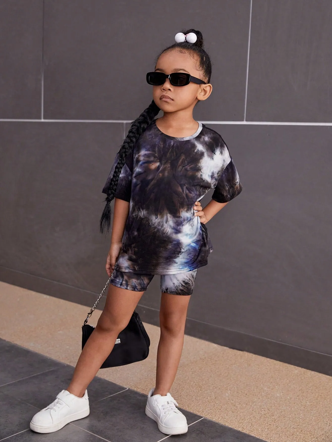 SHEIN Young Girl Tie Dye Drop Shoulder Tee & Biker Shorts